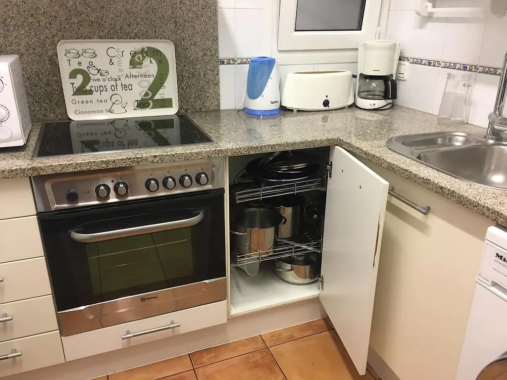 Apartament Antic Plankton - Calella Palafrugell - Free Parking, Beach, Wifi, Perfect Holidays カレリャ・デ・パラフルジェリ 0*,  スペイン